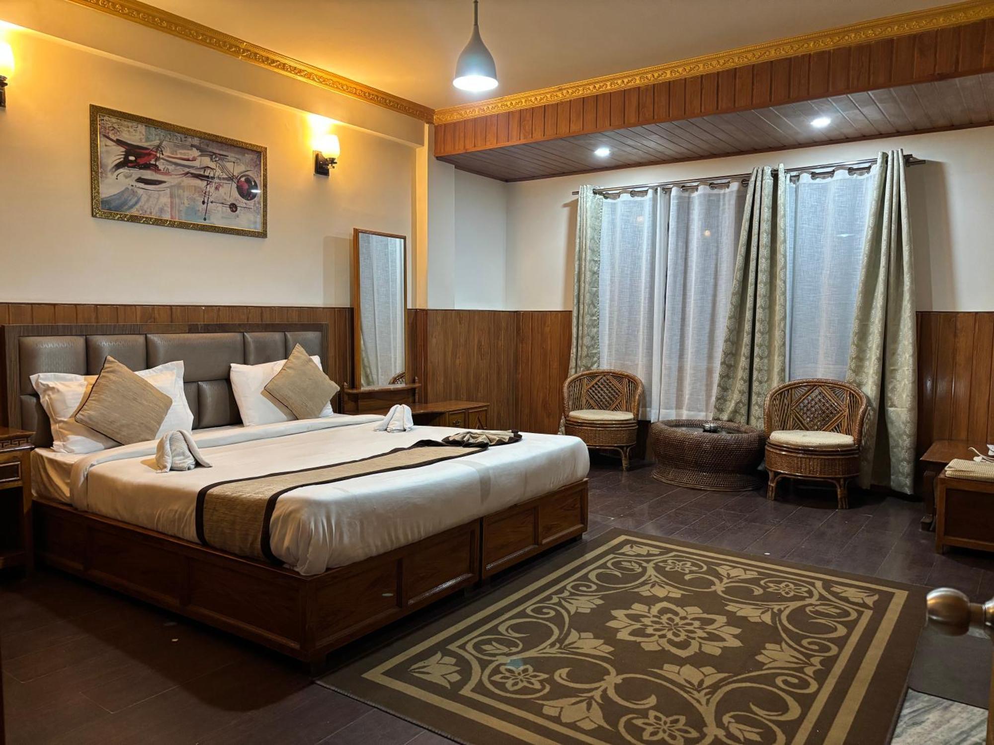 Hotel Kasturi Palace & Restaurant Darjeeling Darjeeling  Exterior photo